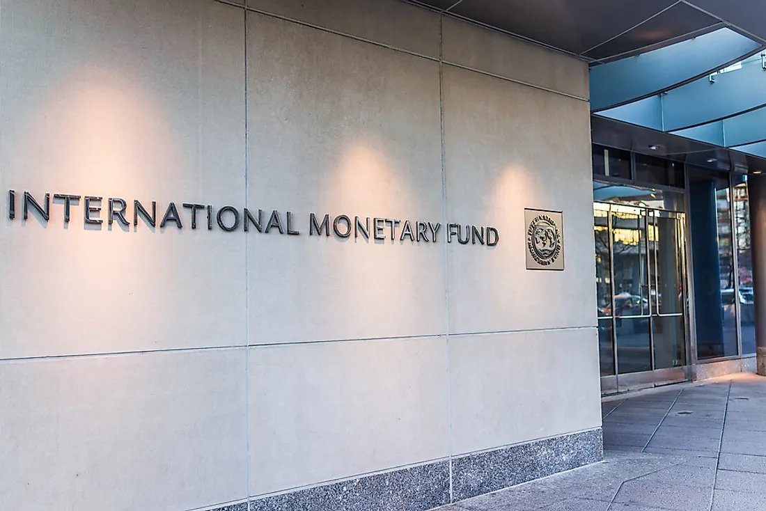 IMF tells TT to remove all restrictions on foreign transactions