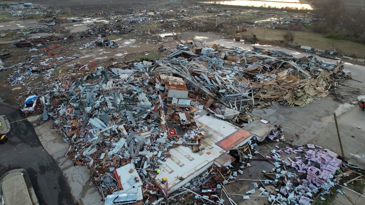 Tornado kills 25 and displaced thousands in Mississippi