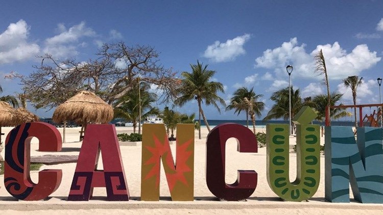 8 bodies found in Mexican resort of Cancun