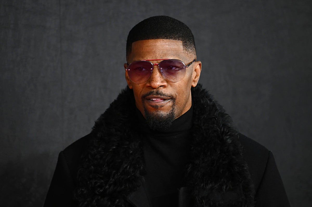 Jamie Foxx Makes First Public Appearance Since Hospitalization (Video)