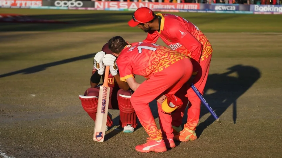 Zimbabwe stun West Indies to storm into Super Sixes with full points