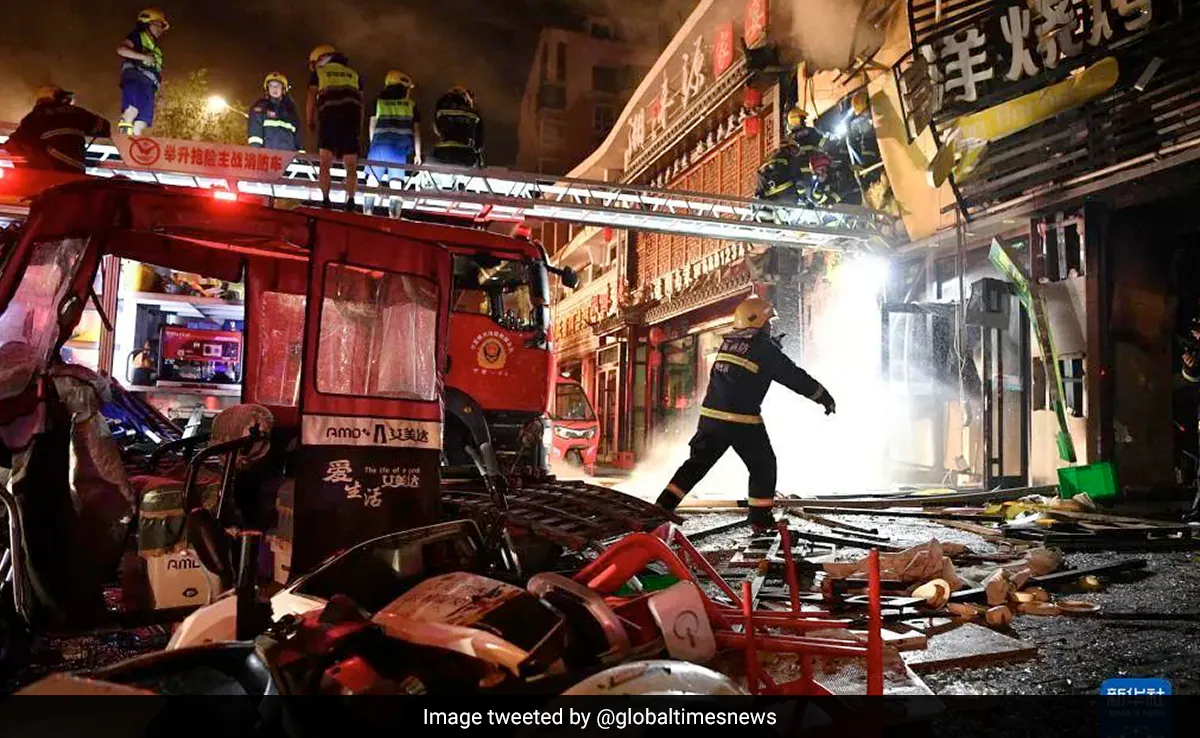 31 people killed in cooking gas explosion at restaurant in China