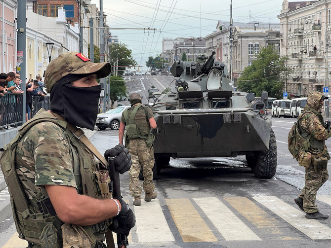 Russian mercenaries seize military sites; Putin vows to punish rebellion