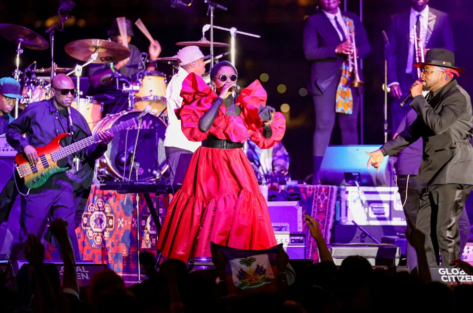 Lauryn Hill pulls off surprise Fugees reunion at Global Citizen Festival