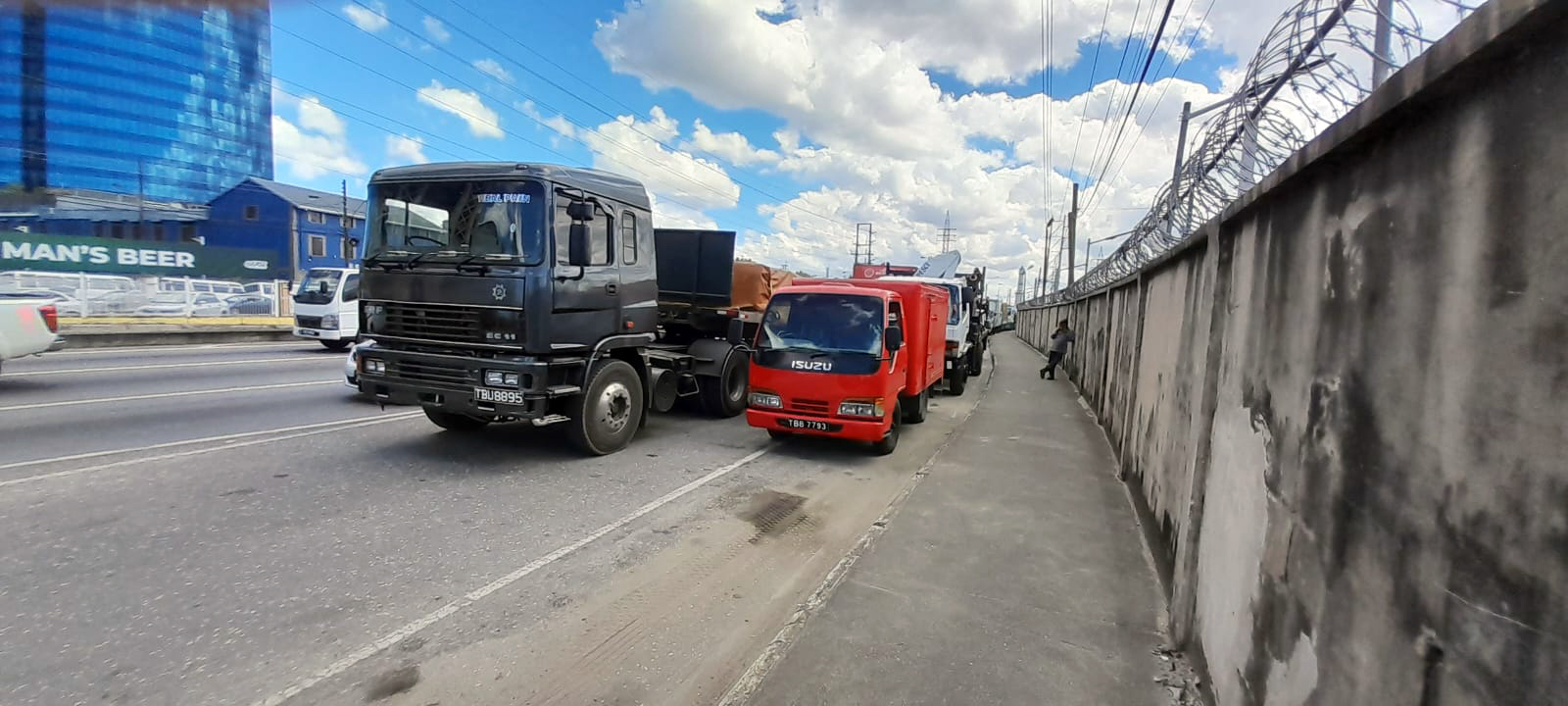 Truckers call on MOWT for help as they’ve been left stranded at Port of POS