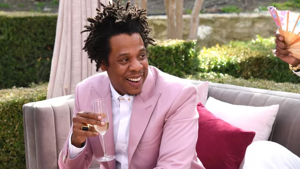 Would you choose $500k cash, or lunch with Jay-Z? WATCH