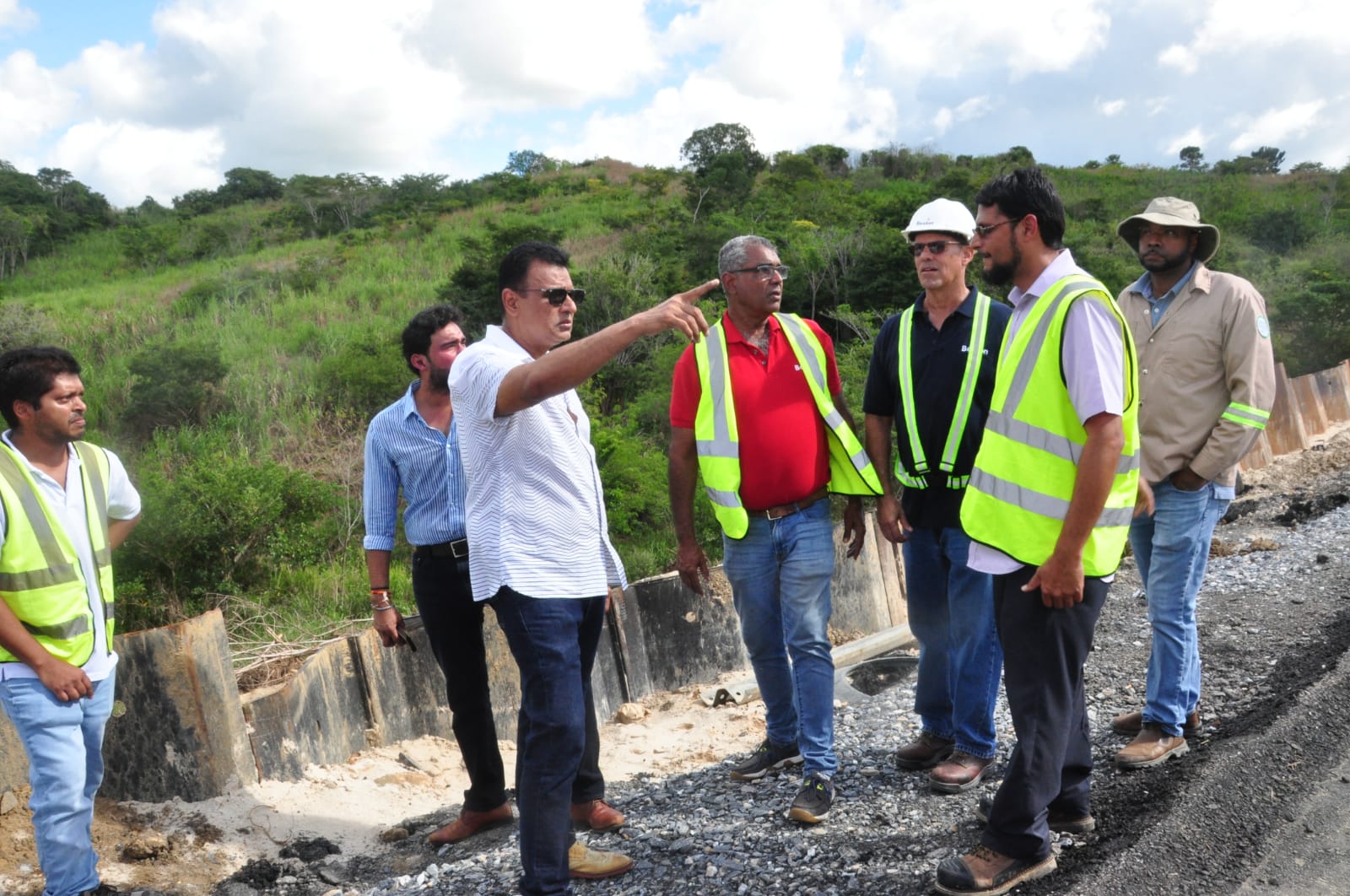 MOWT works to ensure connectivity on the Sir Solomon Hochoy Highway