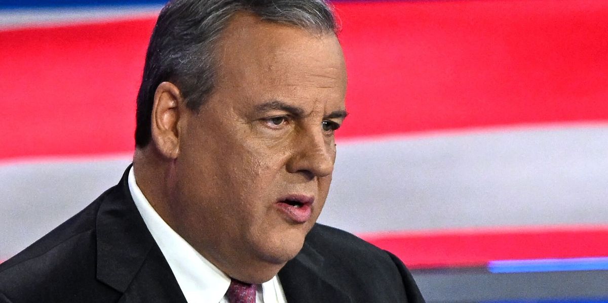 Chris Christie drops out of 2024 presidential race