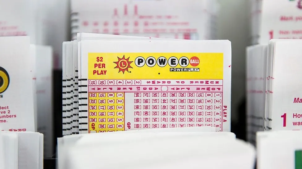 US man sues Powerball lottery after being told $340m win is error