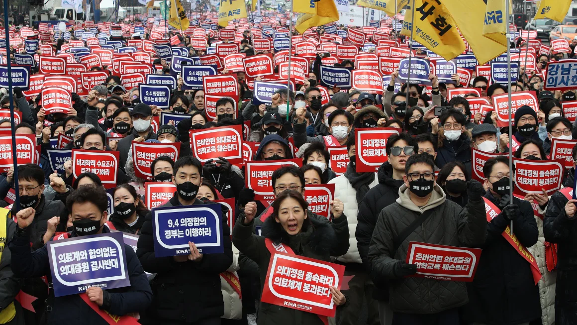 South Korean Doctors Protest Over Many Issues In Seoul