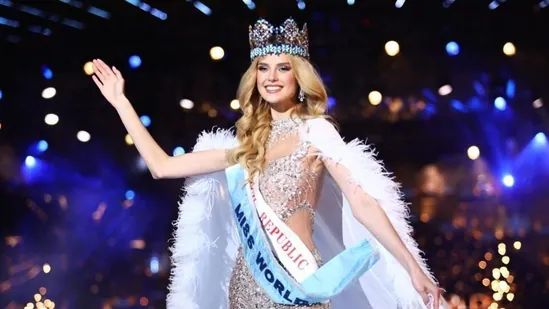 Czech Republic’s Krystyna Pyszková wins the Miss World crown