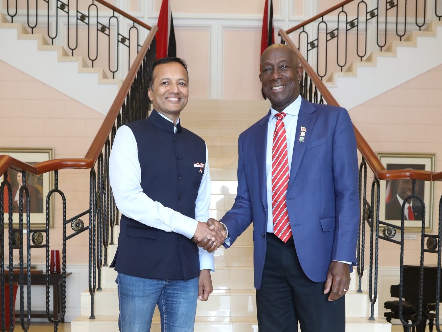 Indian businessman visits PM; expresses interest in Petrotrin refinery