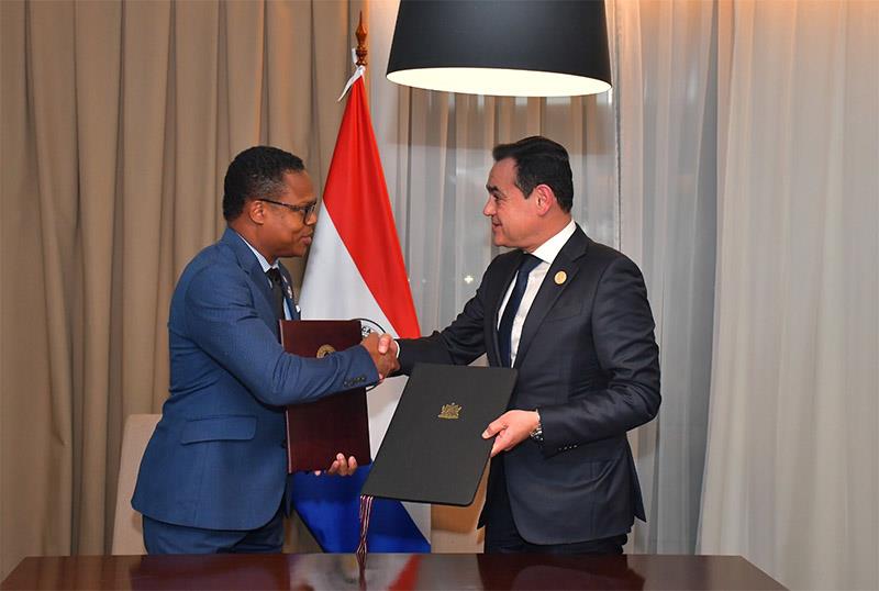Visa Waiver agreement signed between T&T and Paraguay